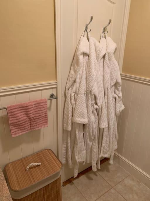 Gite Maison Du Trottoir, Sussac エクステリア 写真